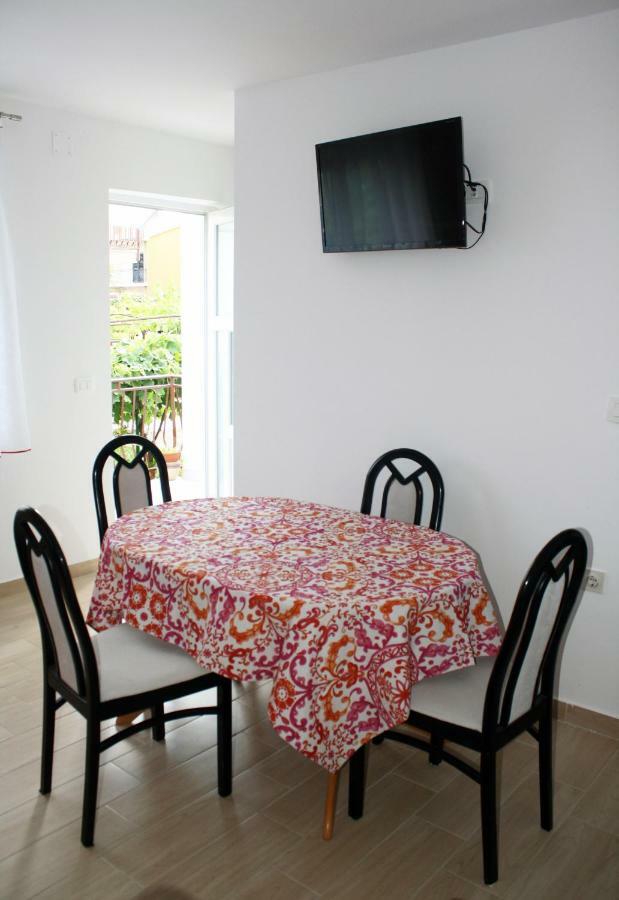 Apartment Vera Umag Exterior photo